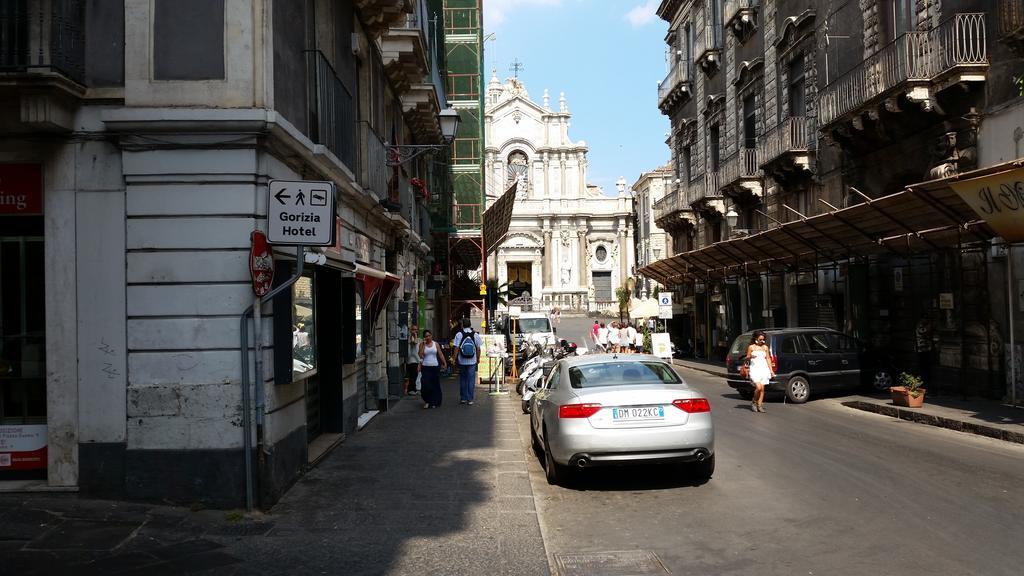 Hotel Gorizia คาตาเนีย ภายนอก รูปภาพ