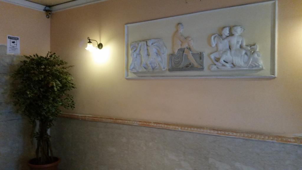 Hotel Gorizia คาตาเนีย ภายนอก รูปภาพ