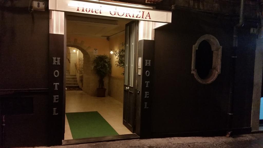 Hotel Gorizia คาตาเนีย ภายนอก รูปภาพ
